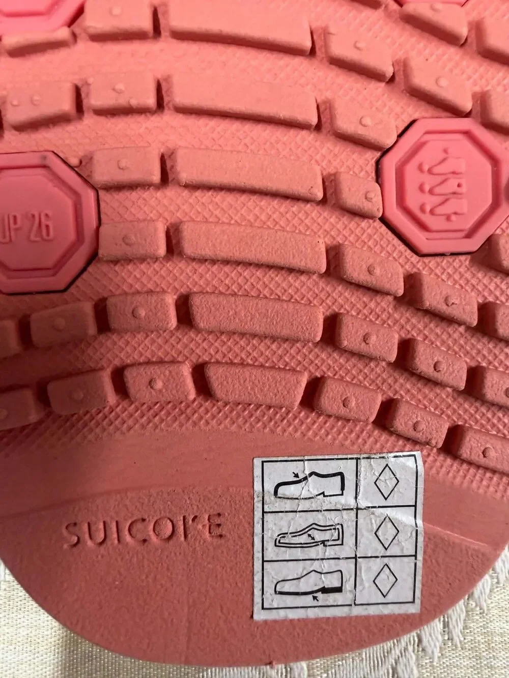 New Suicoke Von Slide Sandals Salmon Pink Mens 8 Womens 10